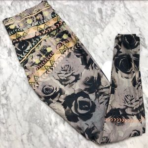 Teeki leggings rare print